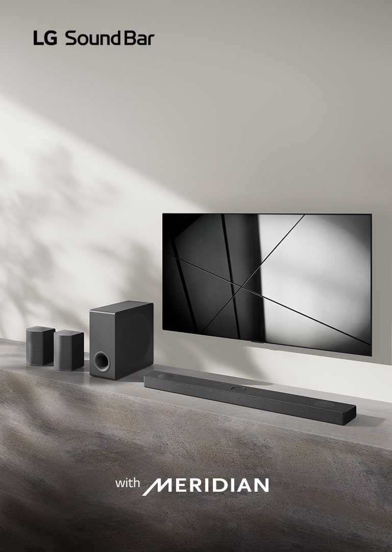 LG Soundbar DS95QR und LG TV werden zusammen im Wohnzimmer aufgestellt