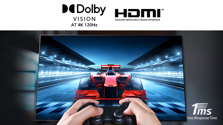 Primeiro plano de um jogador jogando jogo de corrida na tela da TV. Na imagem, vemos os logotipos Dolby Vision, HDMI na parte superior, e o logotipo do Tempo de Resposta de 1 ms no canto inferior direito.