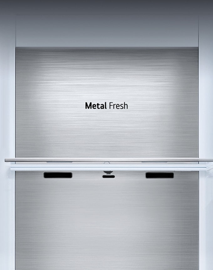 金屬 Metal Fresh 面板正視圖，當中顯示「Metal Fresh」標誌。