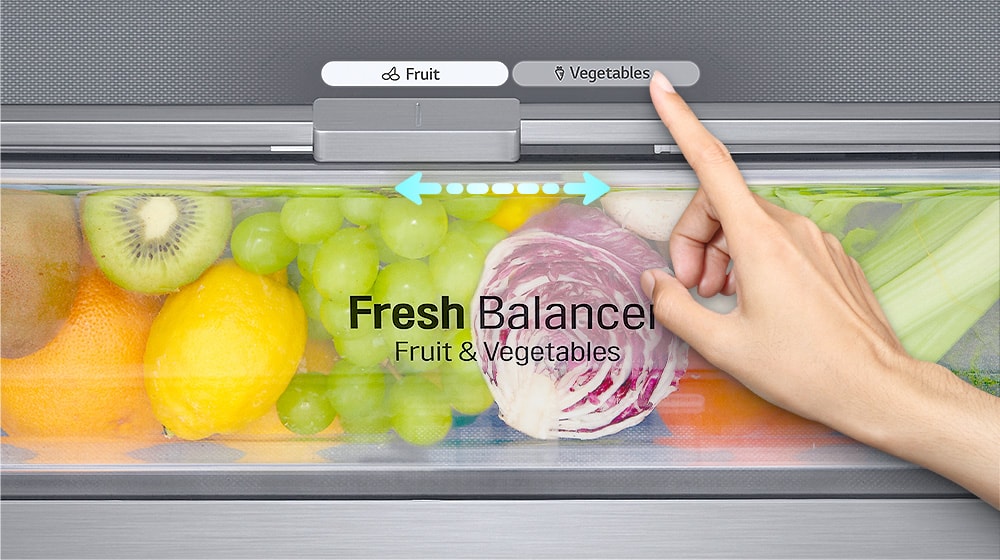 Terlihat adanya tombol untuk menjaga tingkat kelembapan buah dan sayur yang tepat dan dapat digerakkan dengan tangan.
