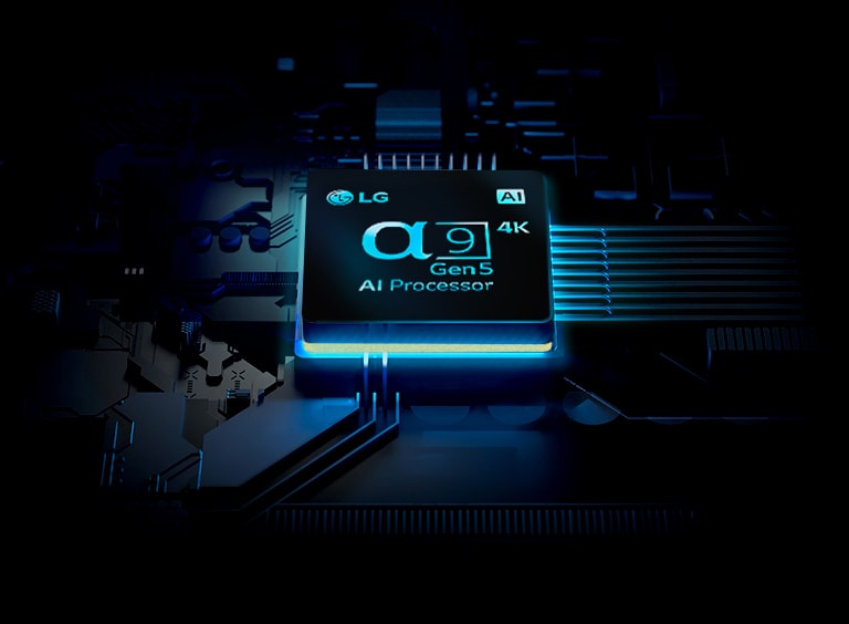 ภาพชิป LG ⍺9 Gen5 AI Processor 4K พร้อมแถบแสงที่เปล่งออกมา